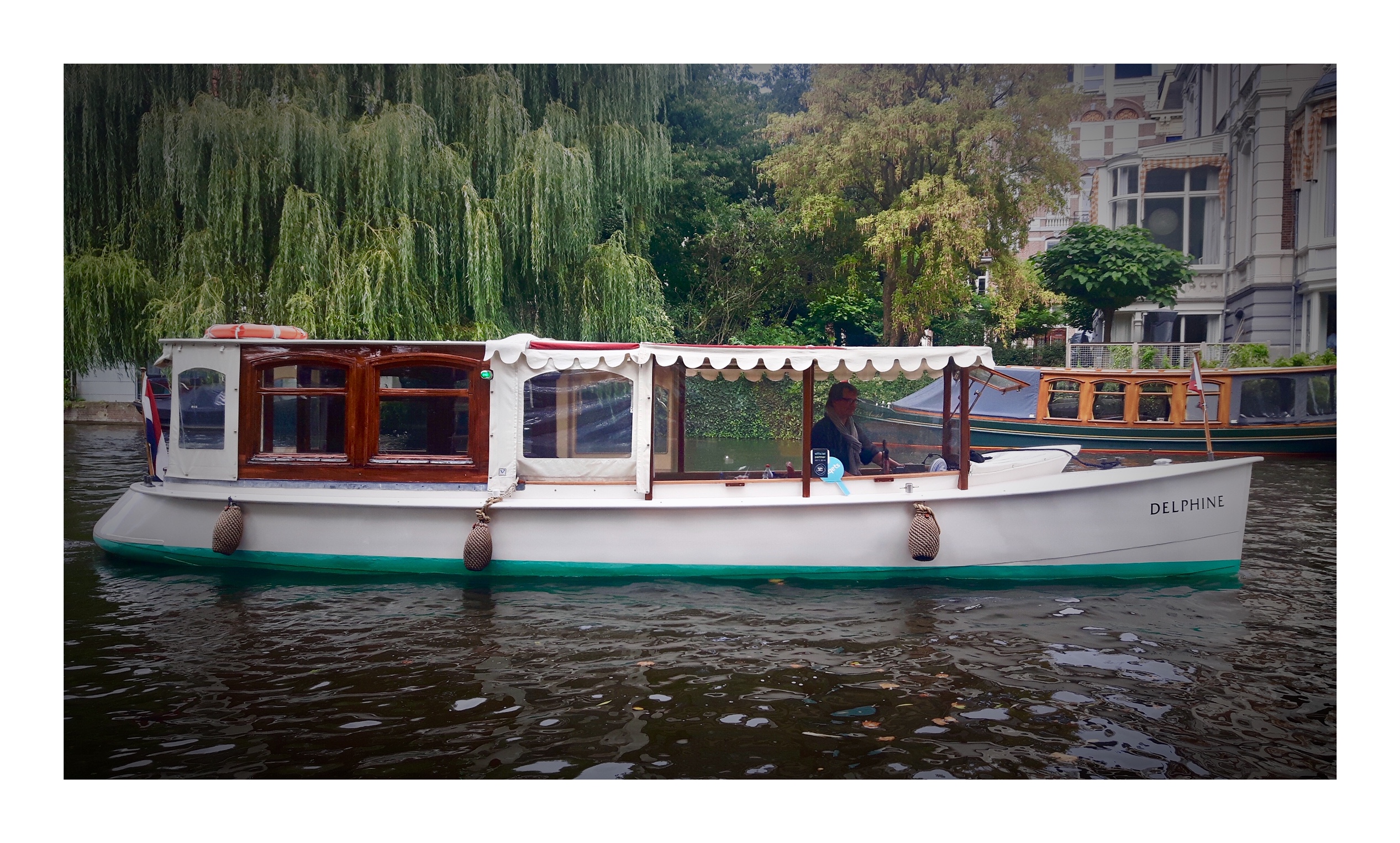 luxe-salonboot-huren-amsterdam-delphine-voor -prive-rondvaart